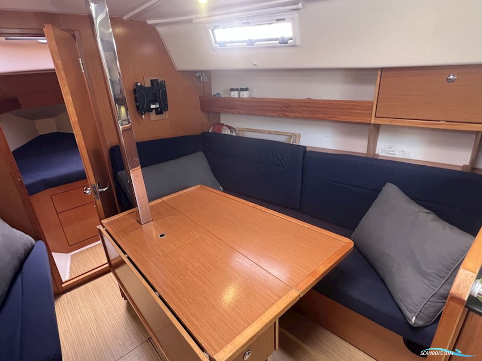 Bavaria Cruiser 32