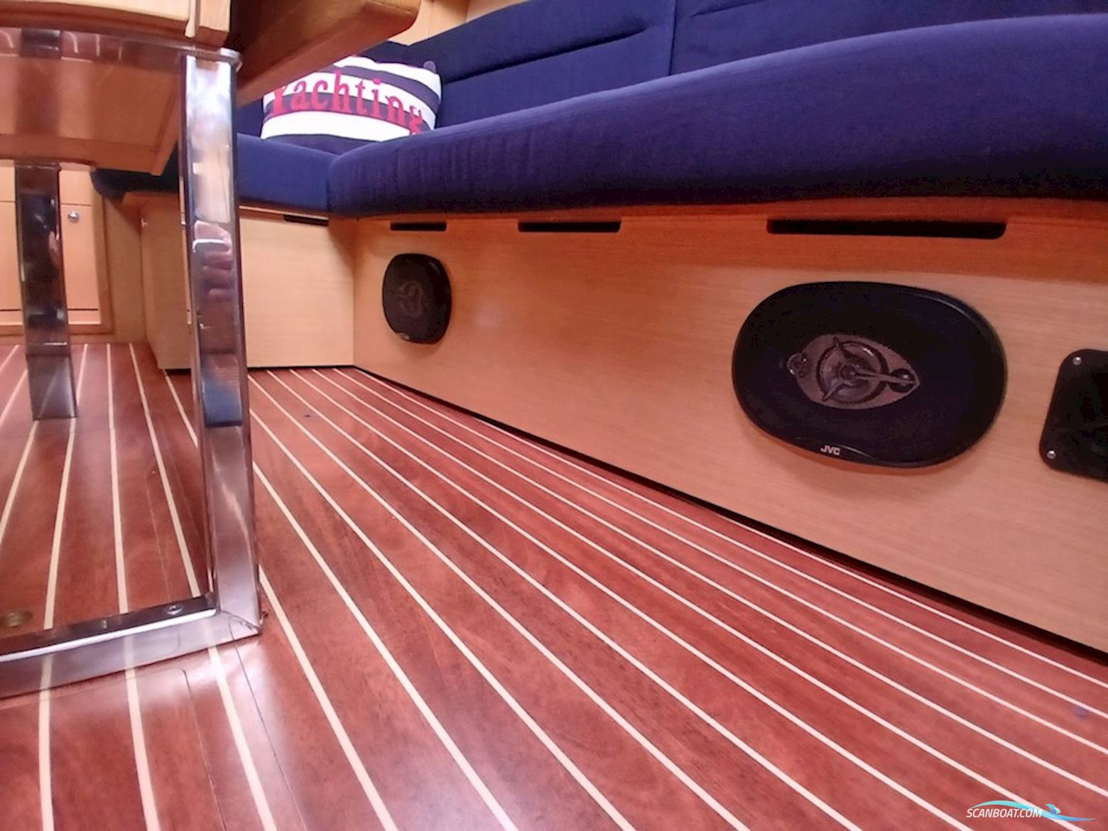 Bavaria Cruiser 32