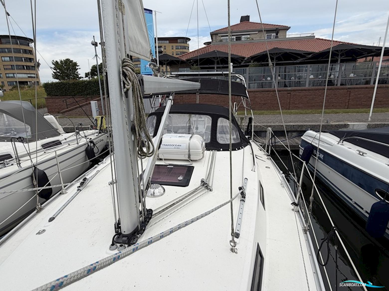 Bavaria Cruiser 32