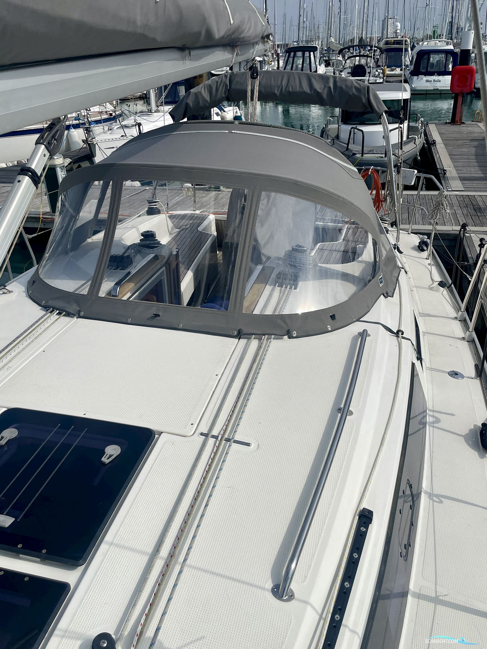 Bavaria Cruiser 33