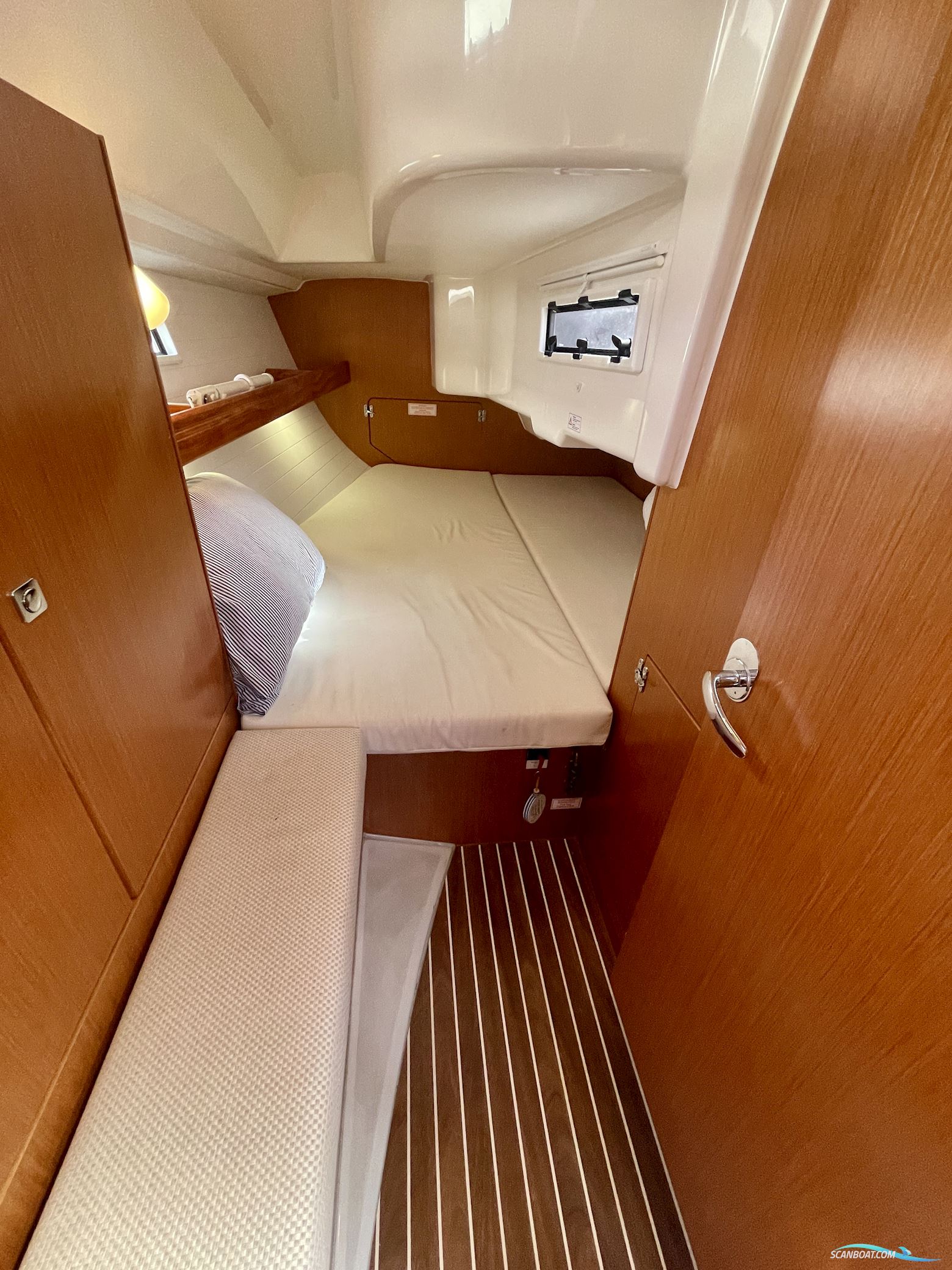 Bavaria Cruiser 33