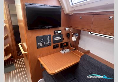 Bavaria Cruiser 37-3 Segelbåt 2014, med Volvo Penta D1-30 motor, Holland