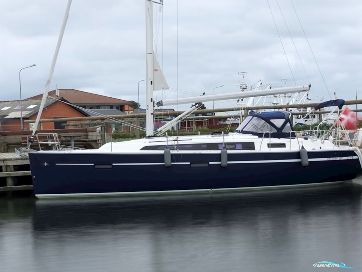 Bavaria Cruiser 37 Segelbåt 2017, med Volvo Penta motor, Danmark