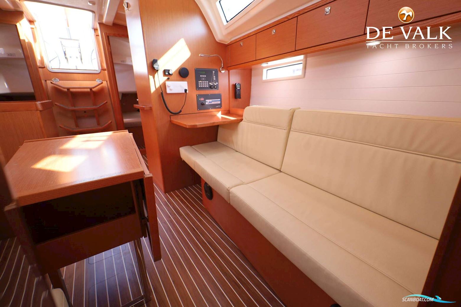 Bavaria Cruiser 37