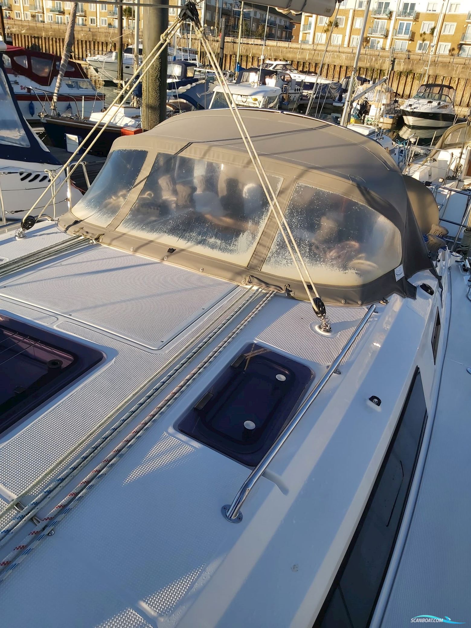 Bavaria Cruiser 37