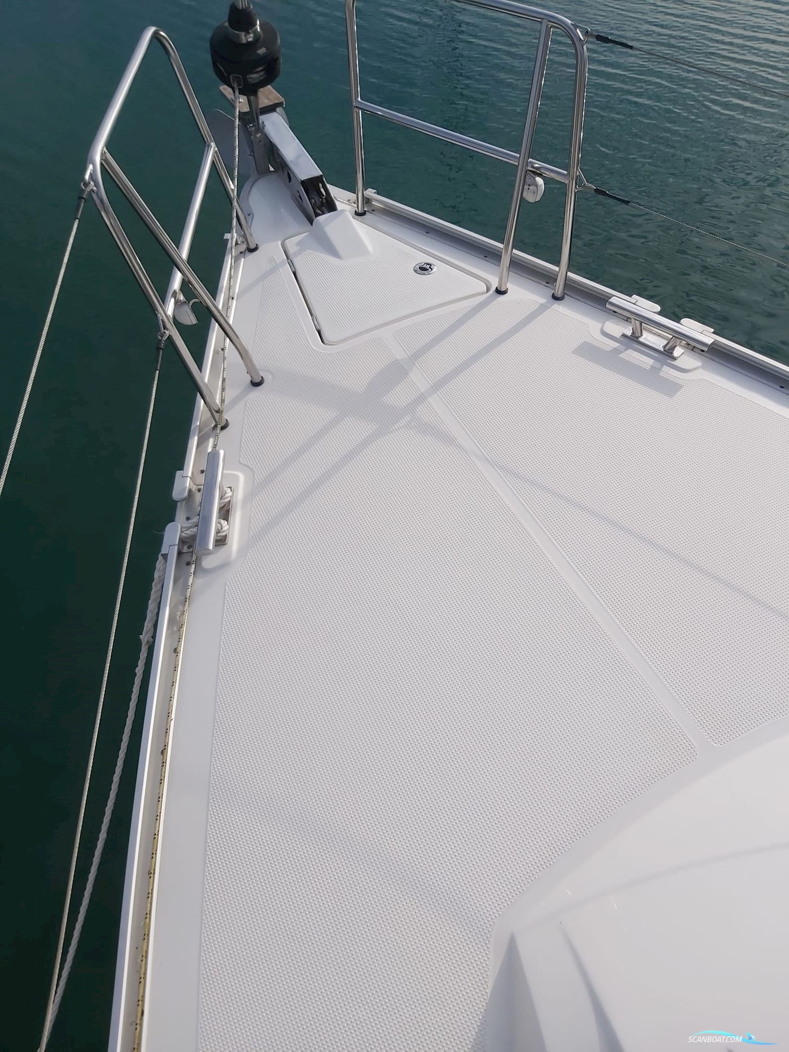 Bavaria Cruiser 37