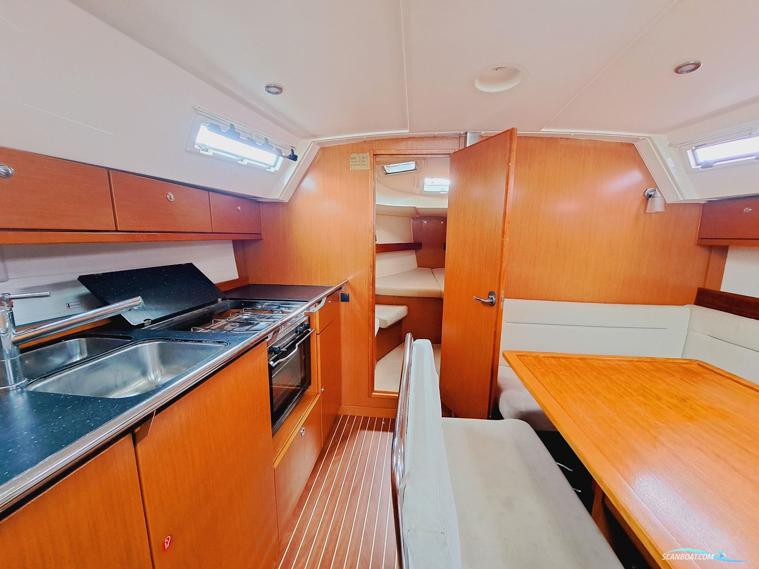 Bavaria Cruiser 40