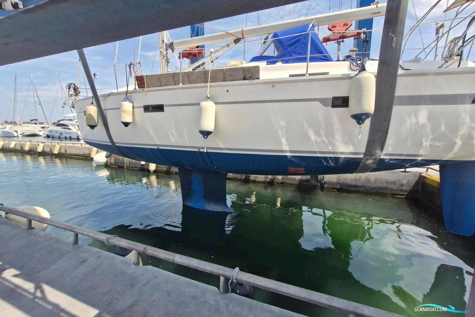 Bavaria Cruiser 40