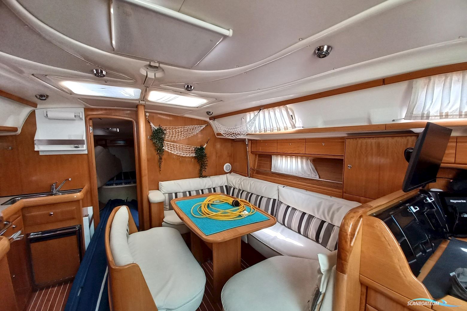 Bavaria Cruiser 42