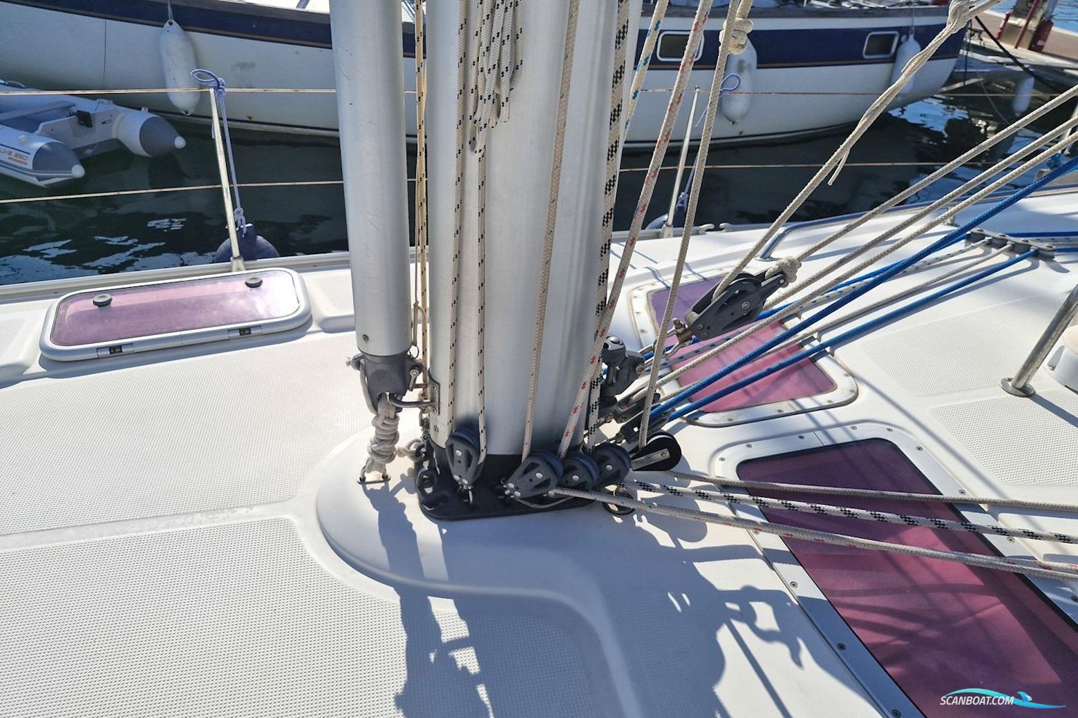 Bavaria Cruiser 42