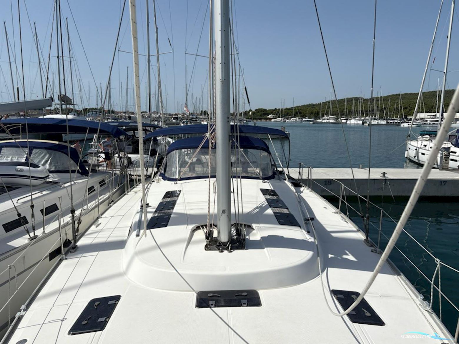 Bavaria Cruiser 55