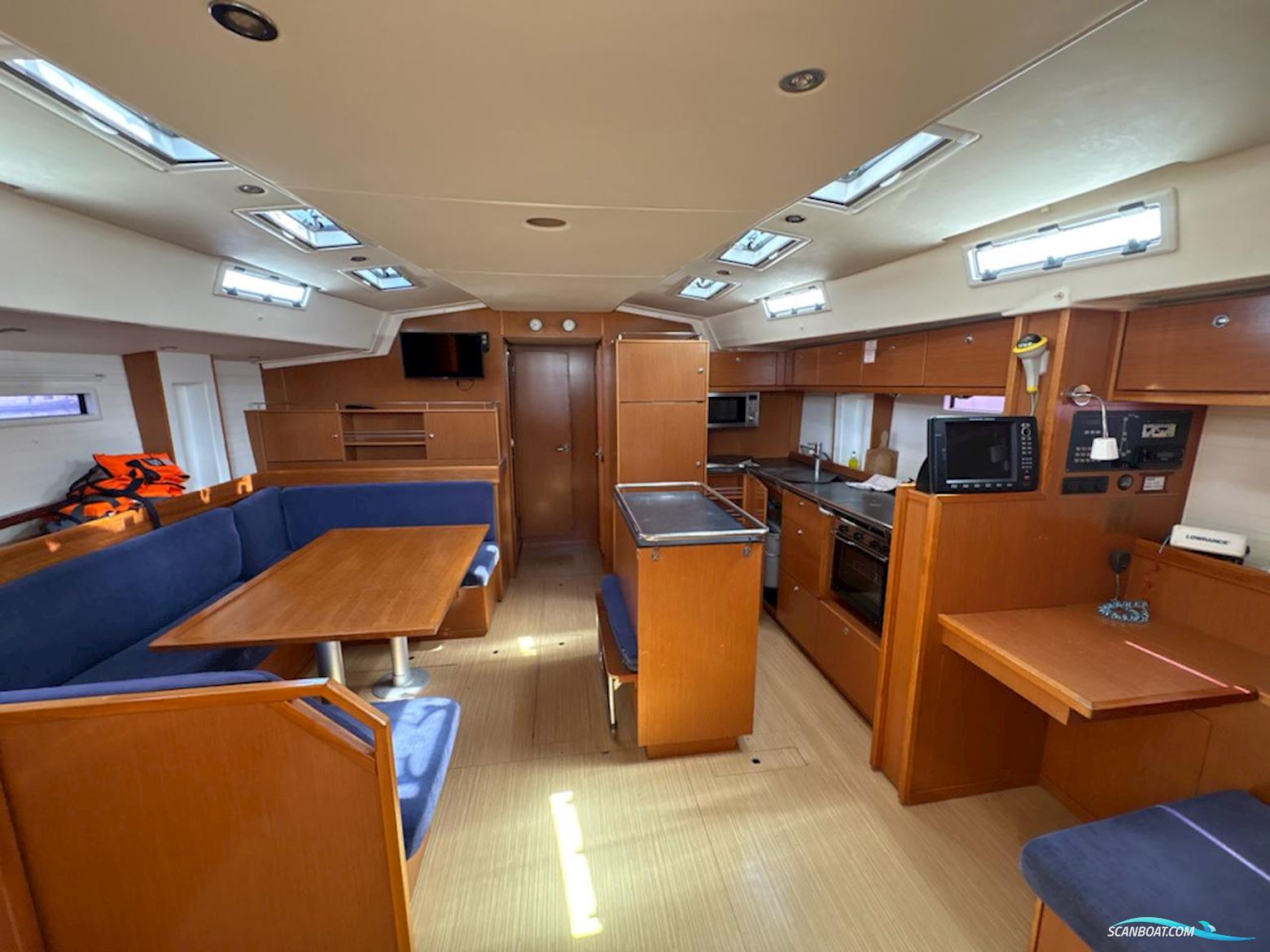 Bavaria Cruiser 55