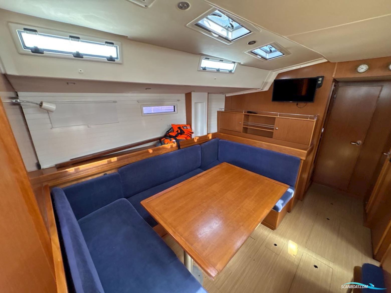 Bavaria Cruiser 55