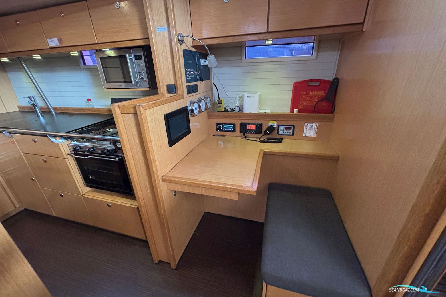 Bavaria Cruiser 55