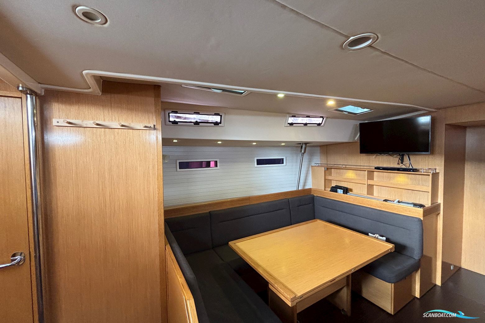 Bavaria Cruiser 55