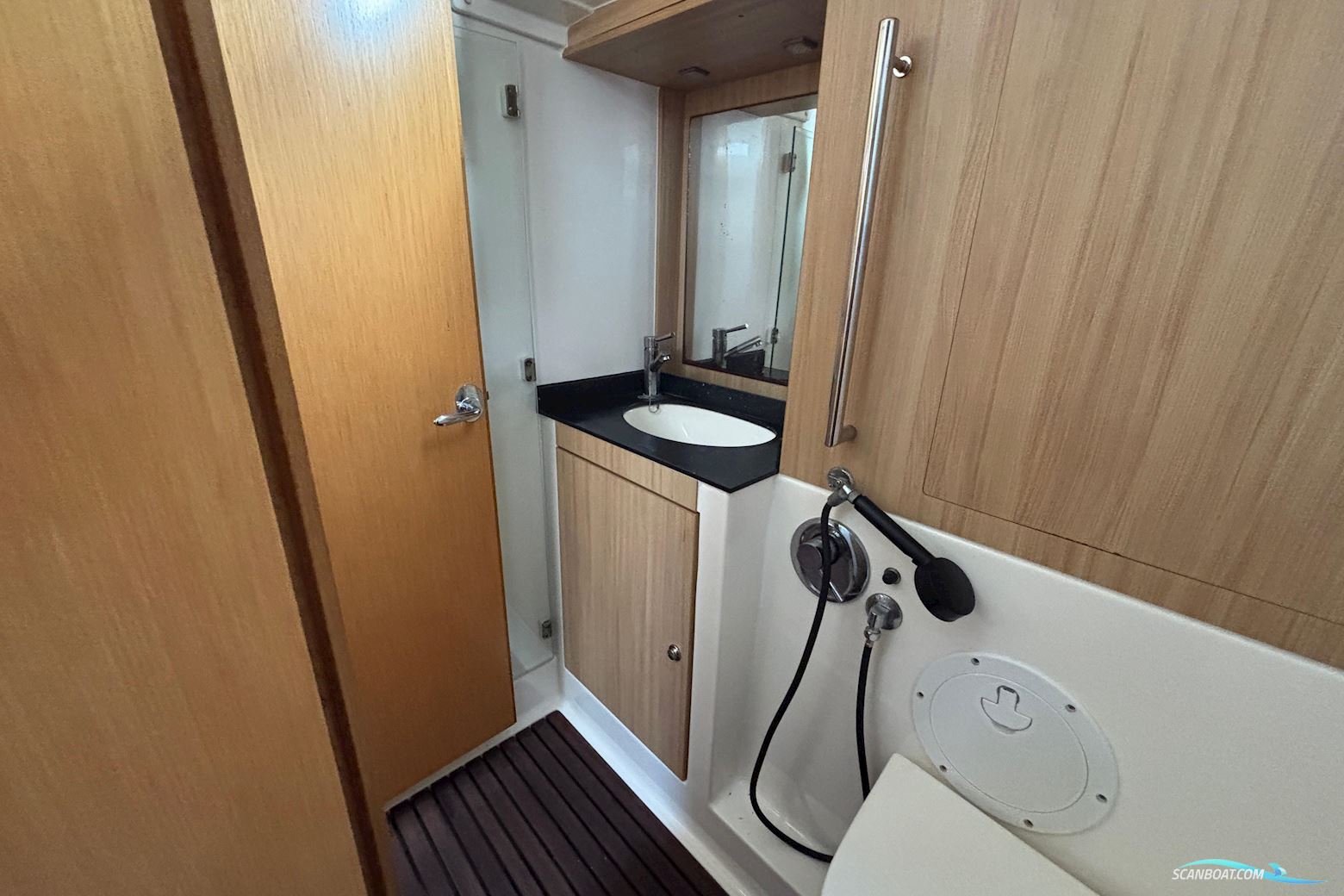 Bavaria Cruiser 55