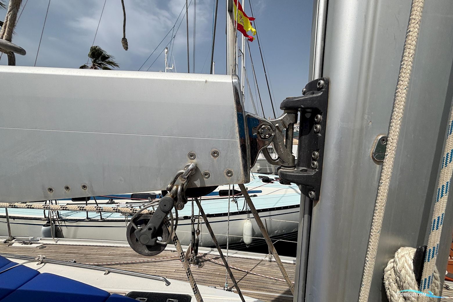 Bavaria Cruiser 55