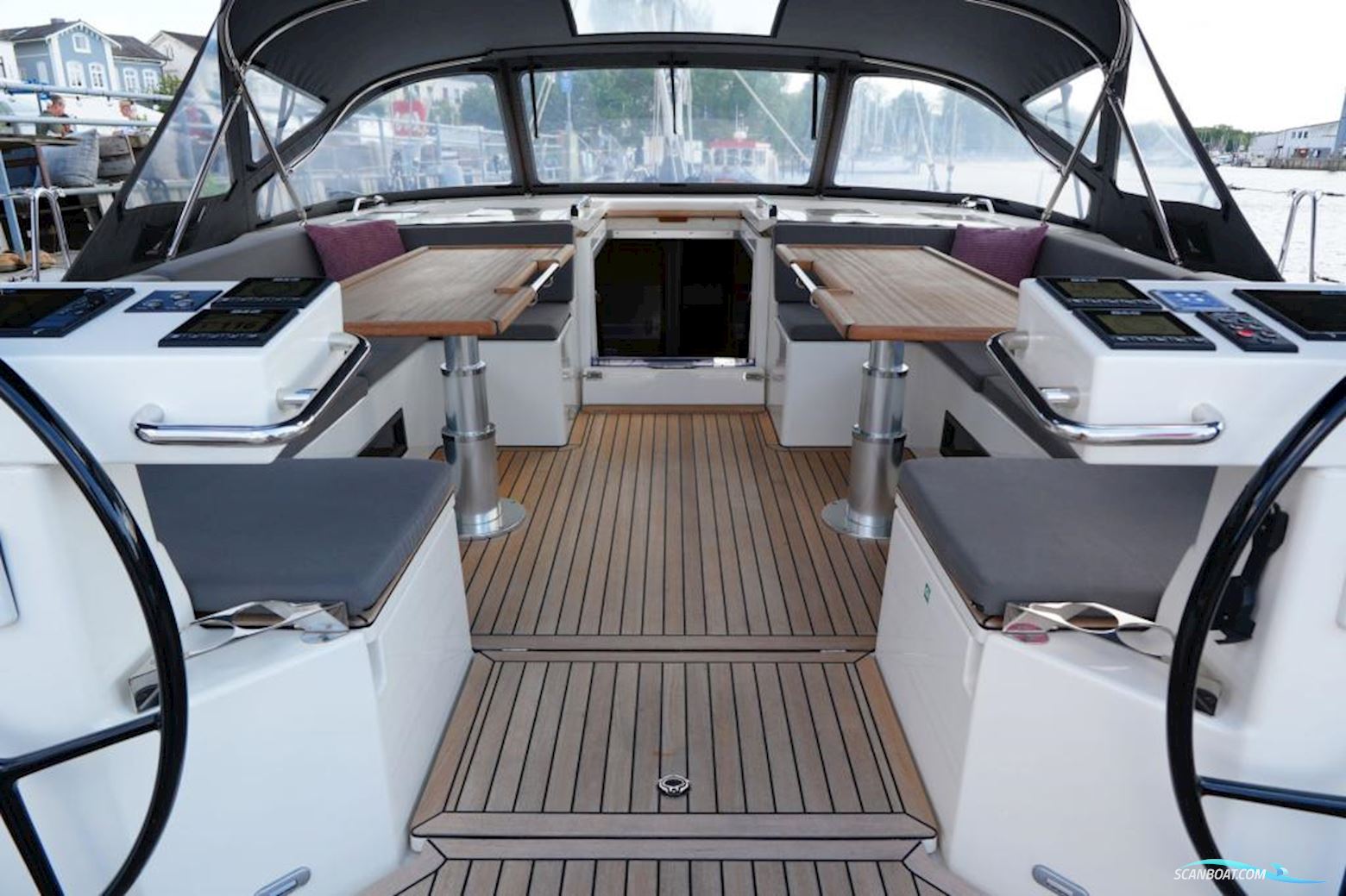 Bavaria Cruiser 57 Style