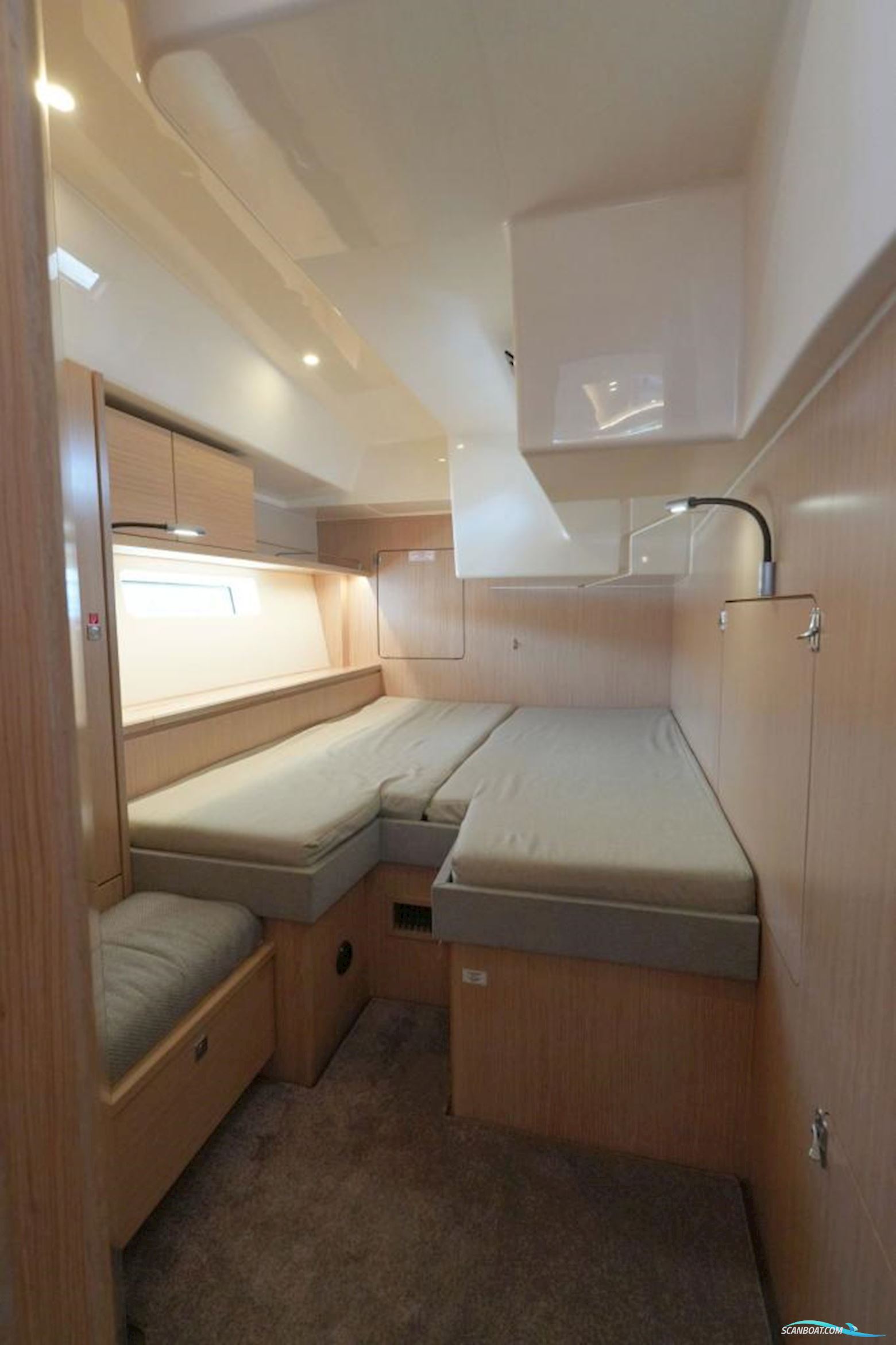 Bavaria Cruiser 57 Style