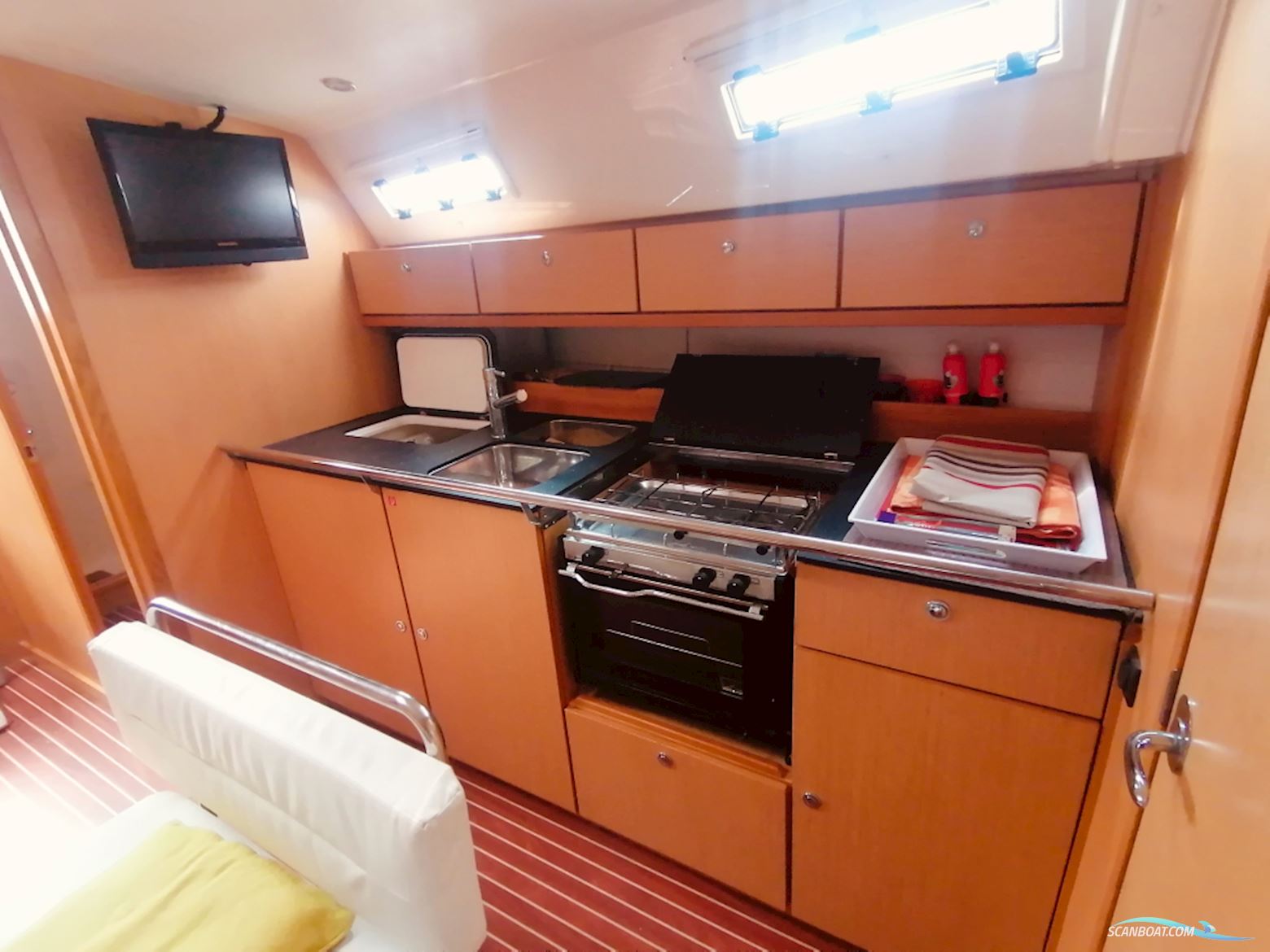 Bavaria Yachts 40 Cruiser