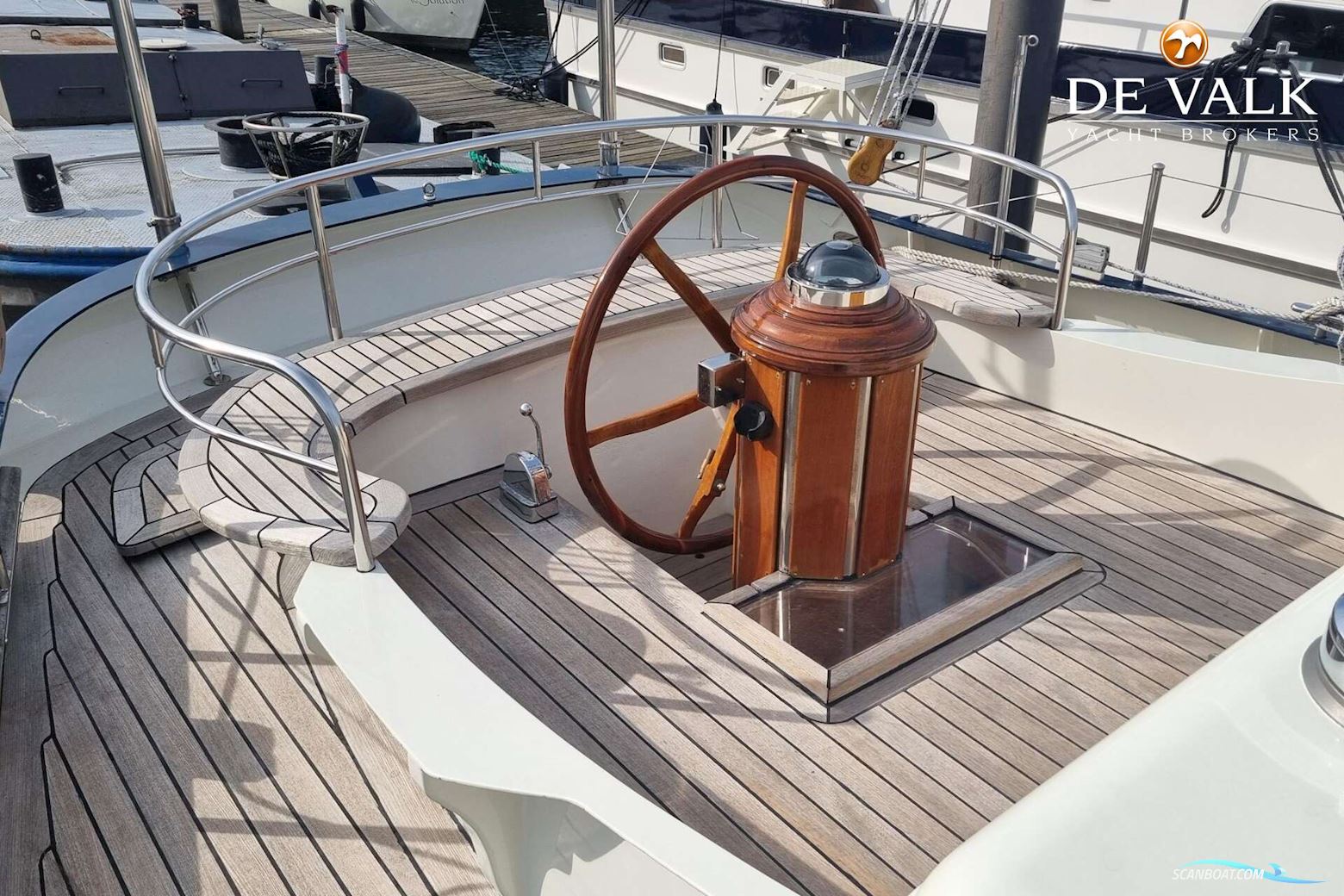 Beeldsnijder Pilothouse Schoener 50