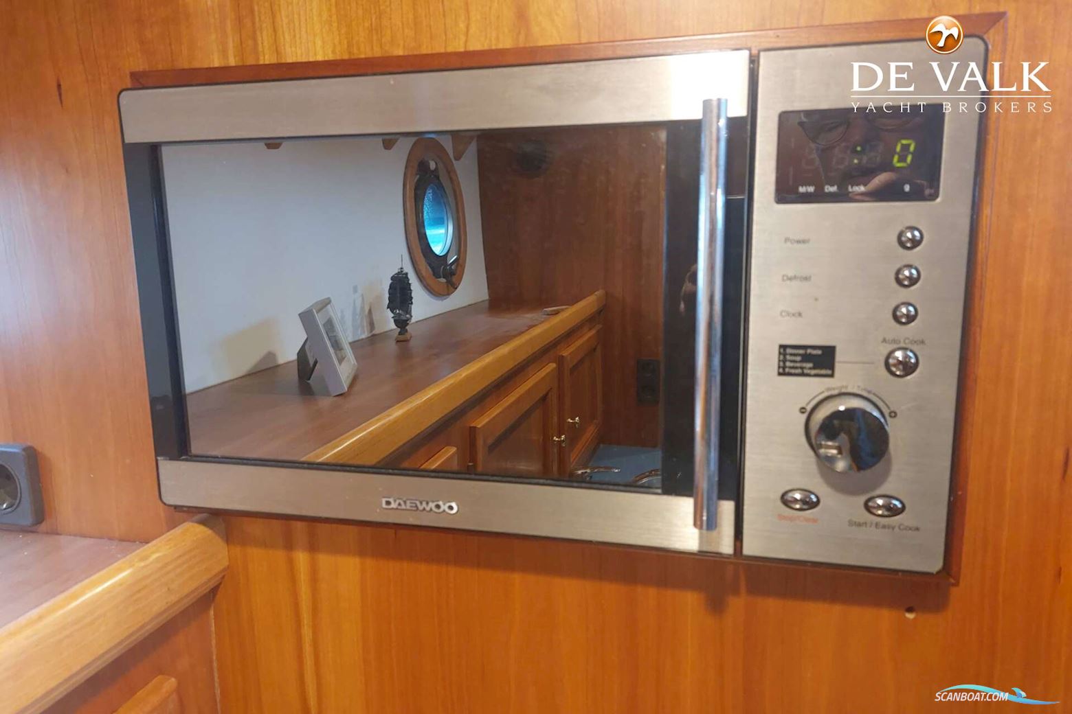 Beeldsnijder Pilothouse Schoener 50