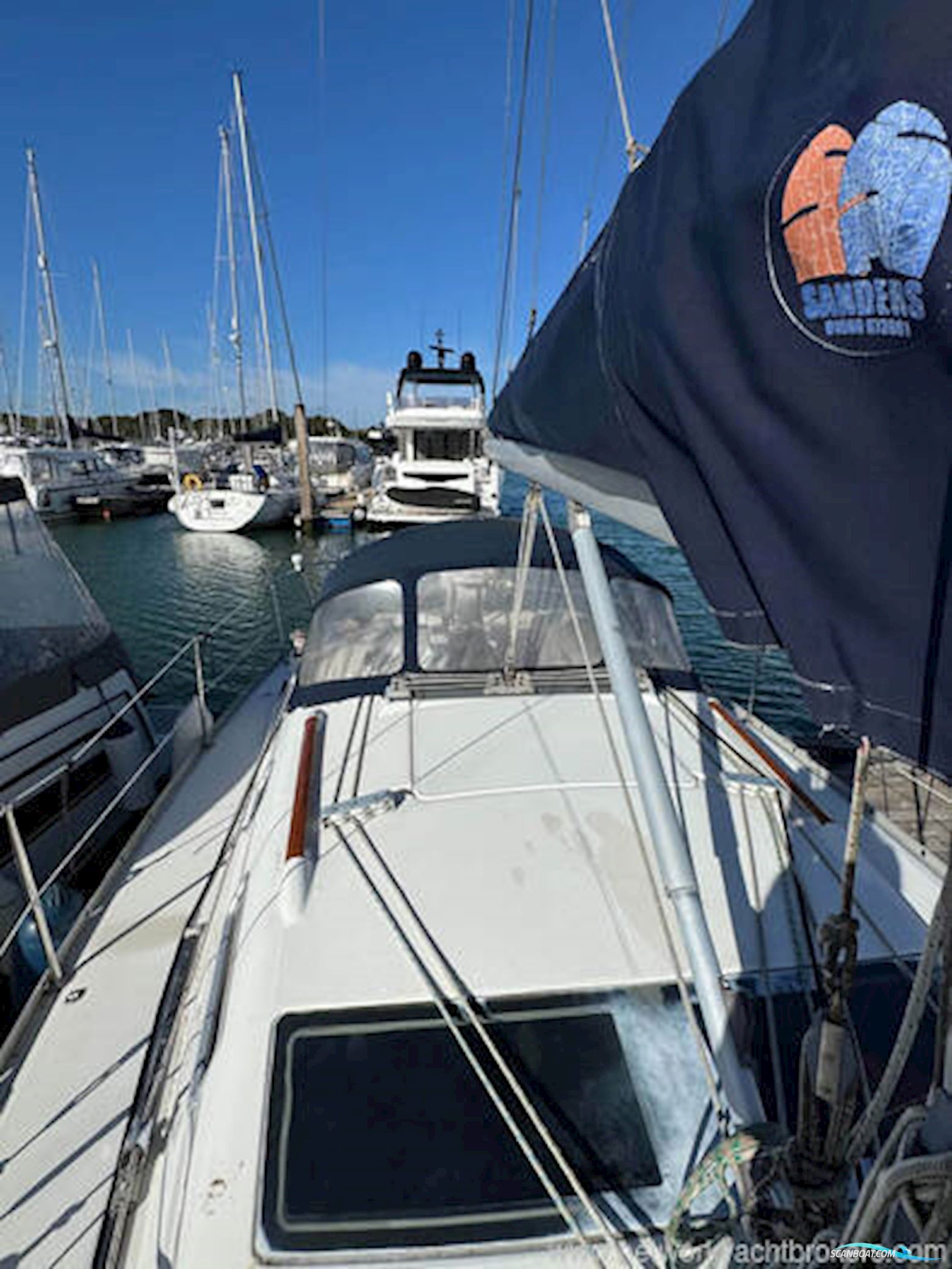 Beneteau 323