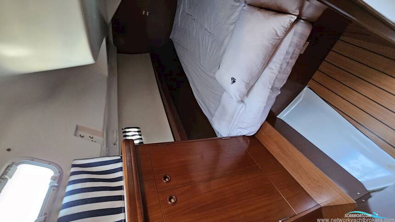 Beneteau 331
