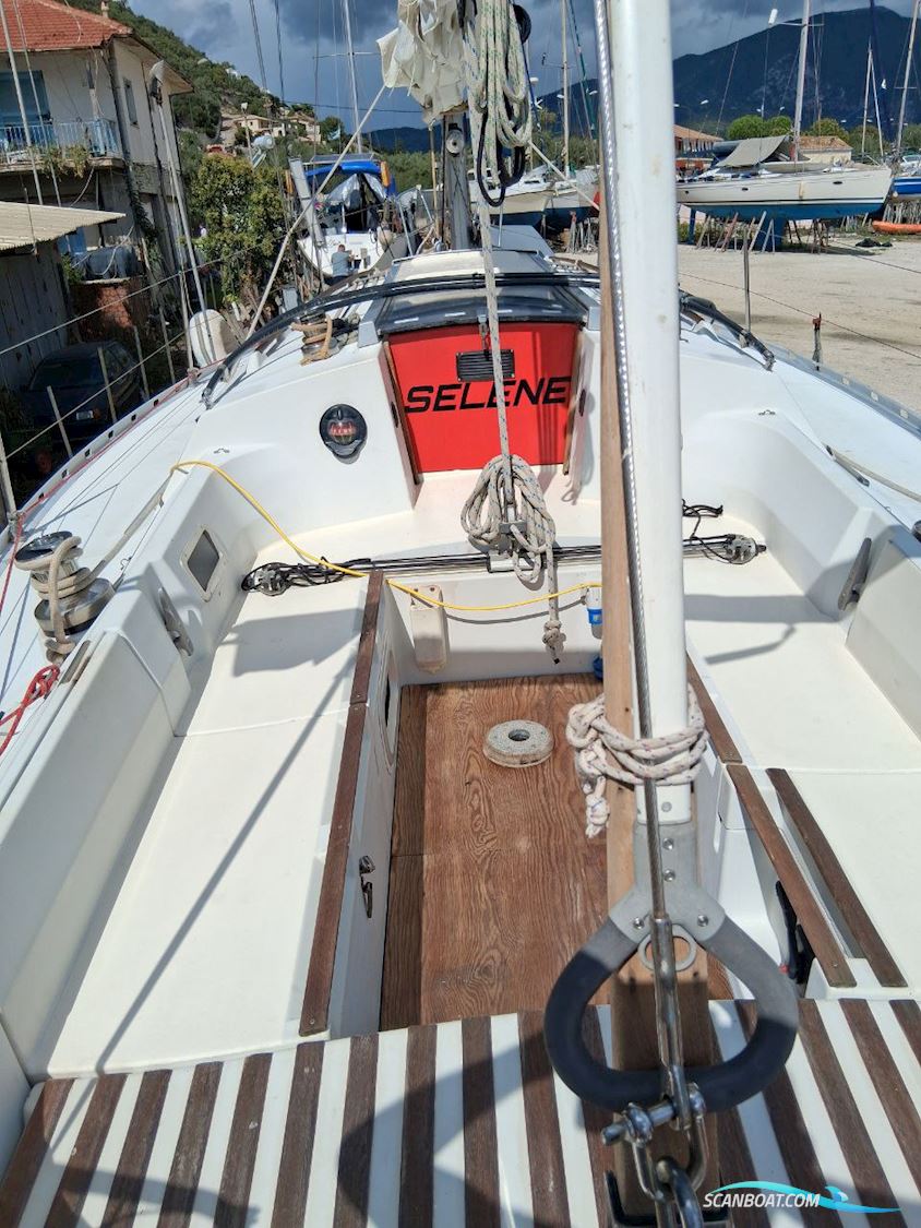 Beneteau 34.5 First