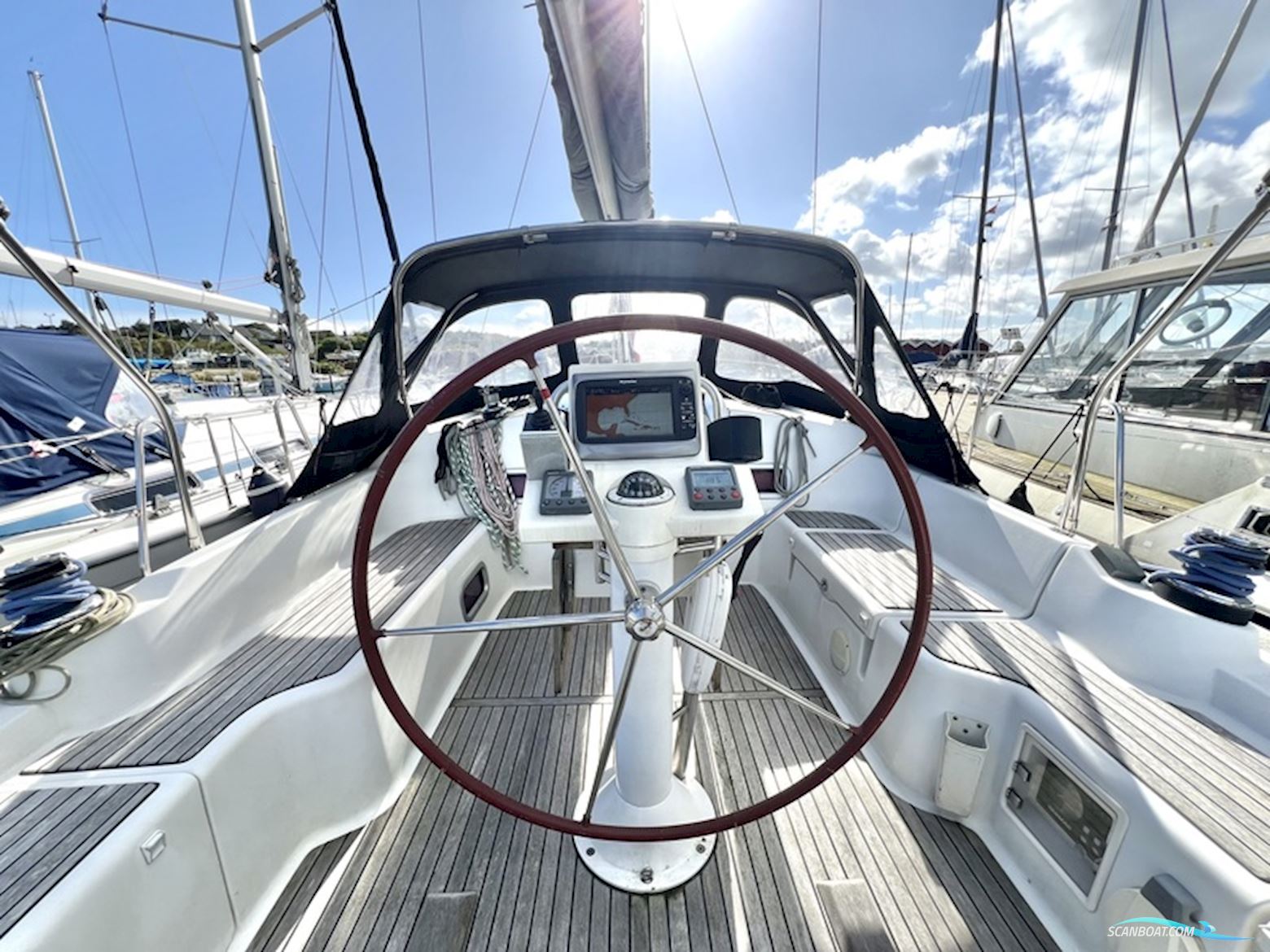 Beneteau 37