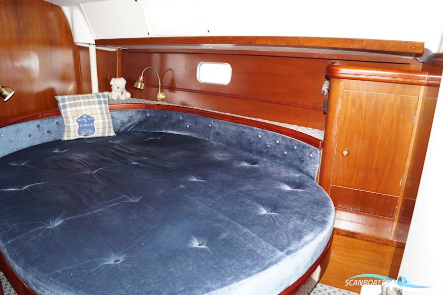 Beneteau 50 - Custom Made Decksalon