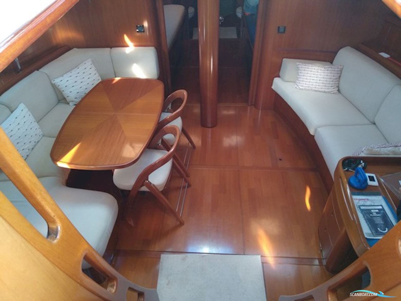 Beneteau 57