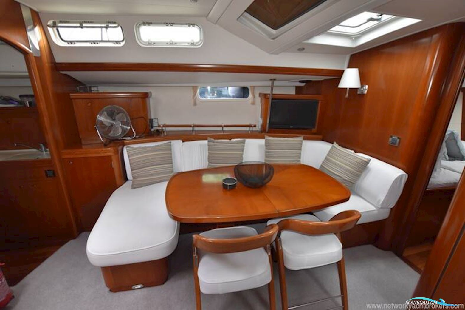 Beneteau 57