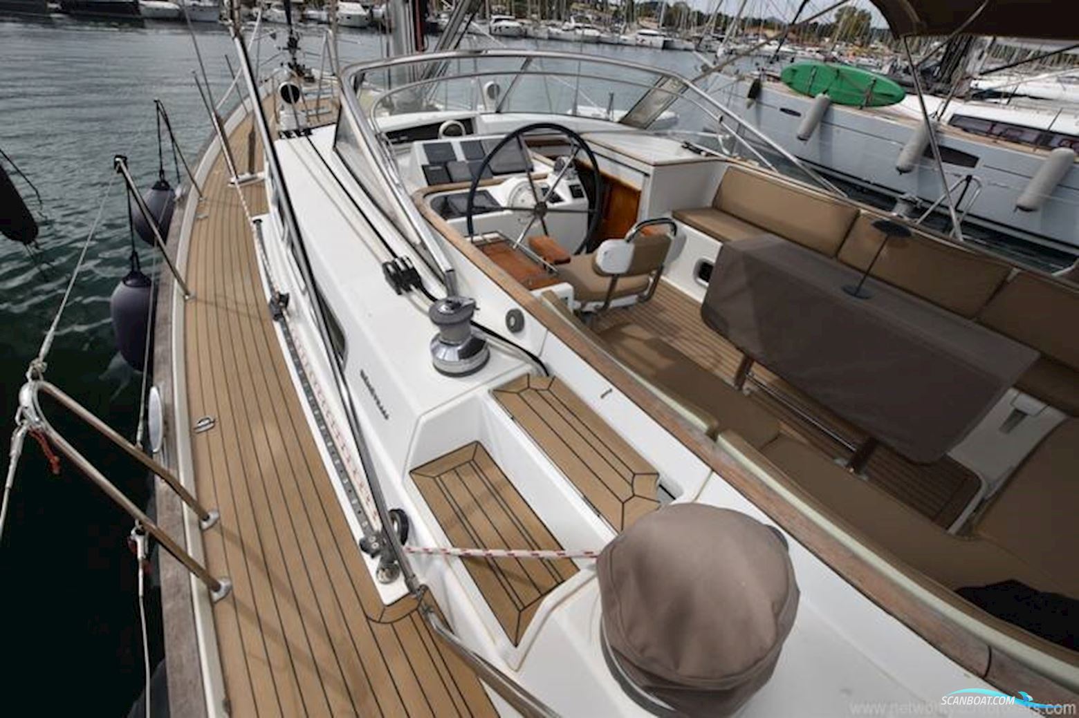 Beneteau 57