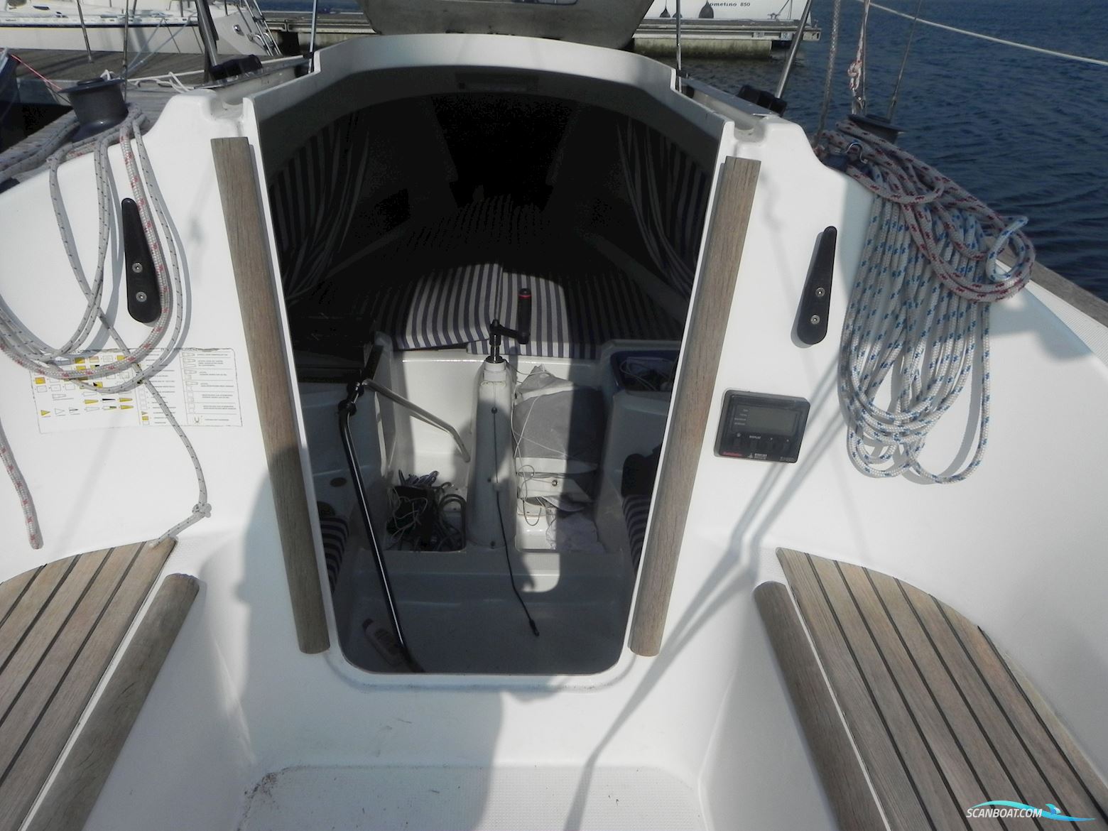 Beneteau First 210