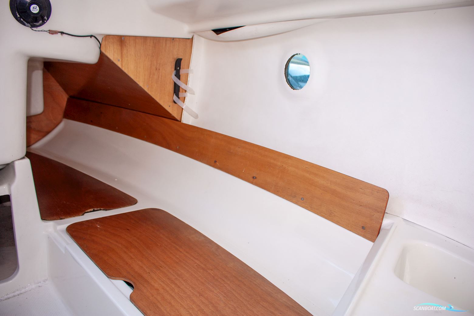Beneteau First 210