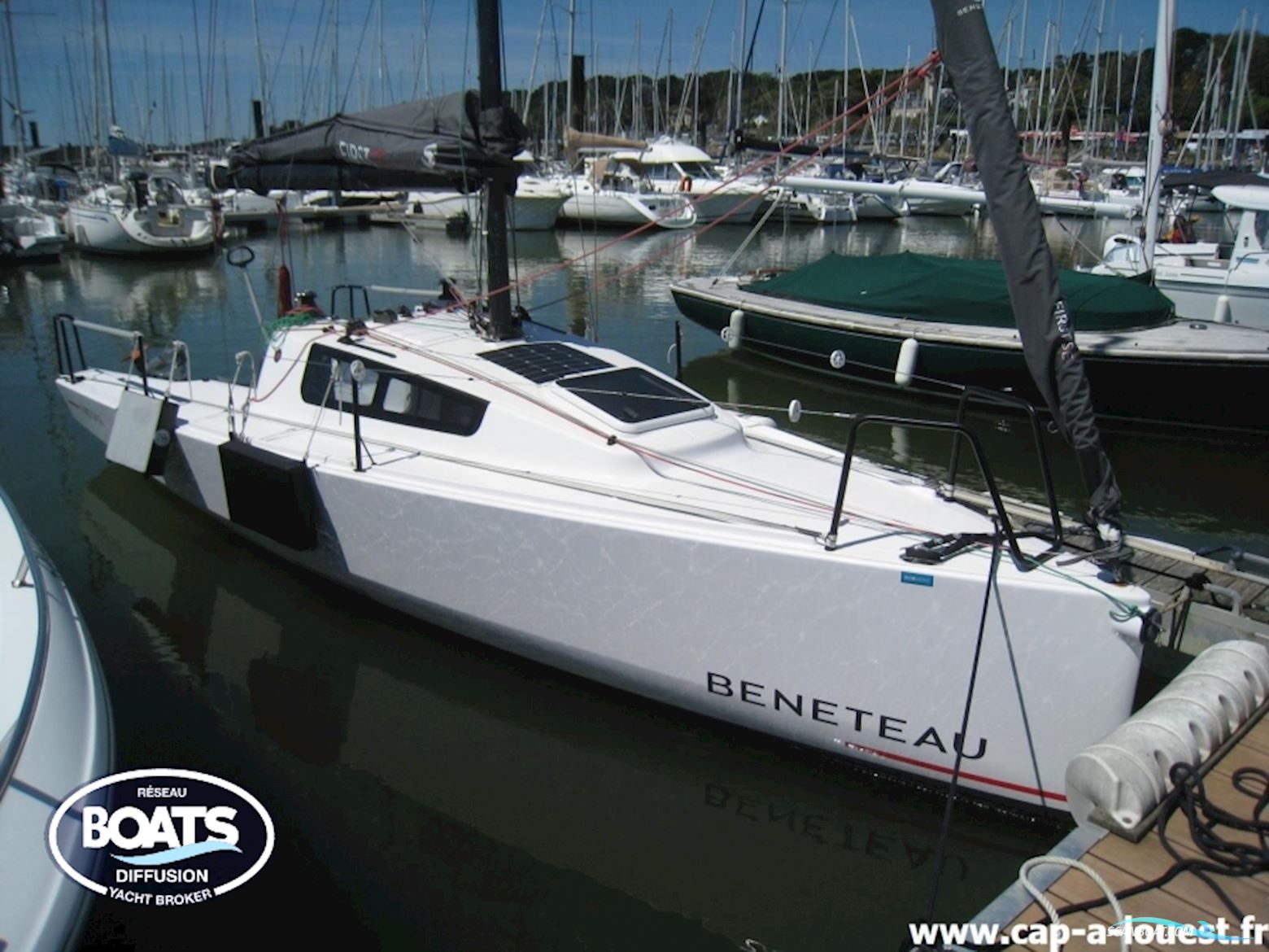 Beneteau First 24 SE Segelbåt 2022, med Torqueedo 1103 motor, Frankrike
