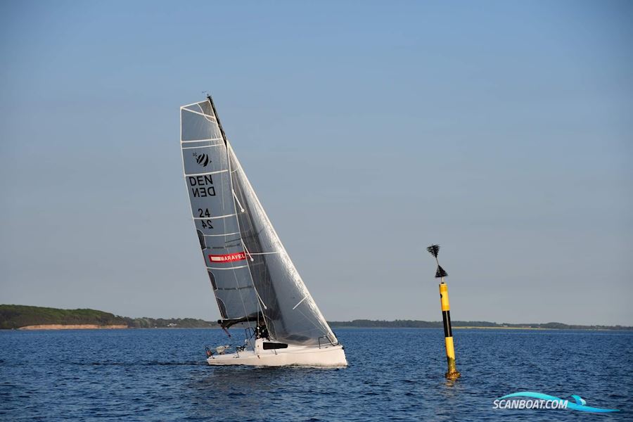 Beneteau First 24 SE