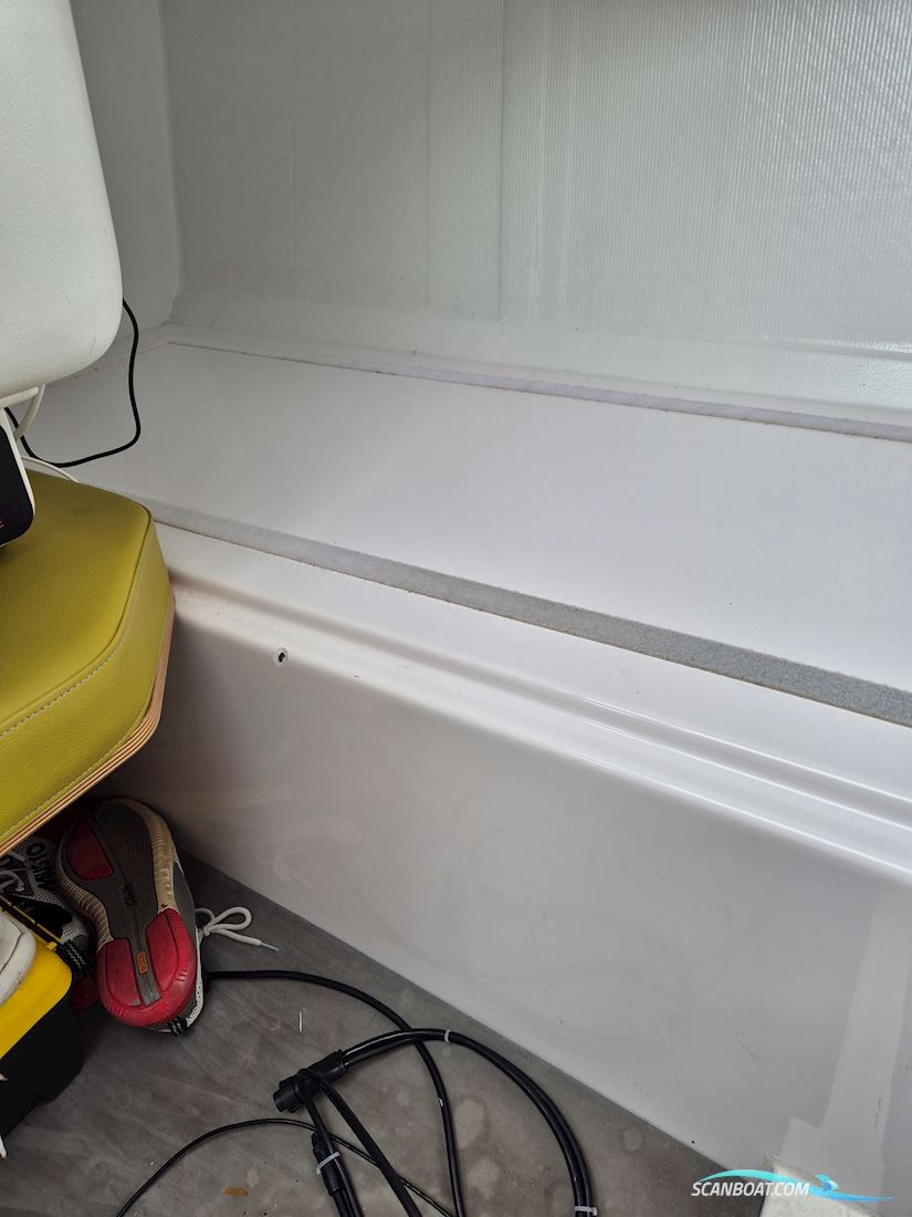 Beneteau First 24 SE