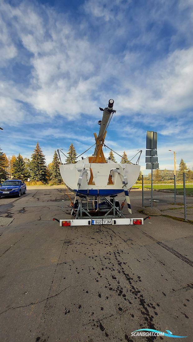 Beneteau First 25 Lifting Keel