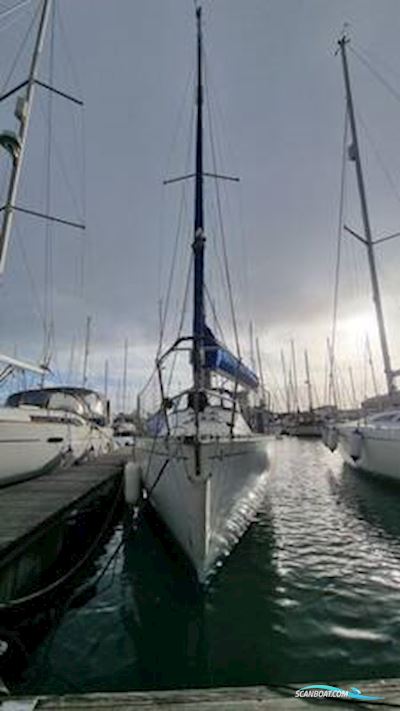 Beneteau First 285 Segelbåt 1989, med Volvo Penta 2002 motor, England