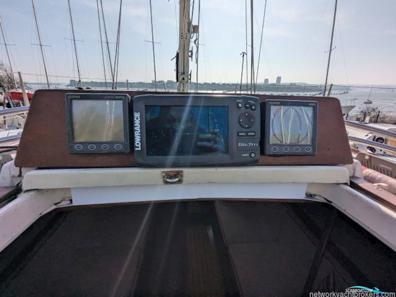 Beneteau First 30