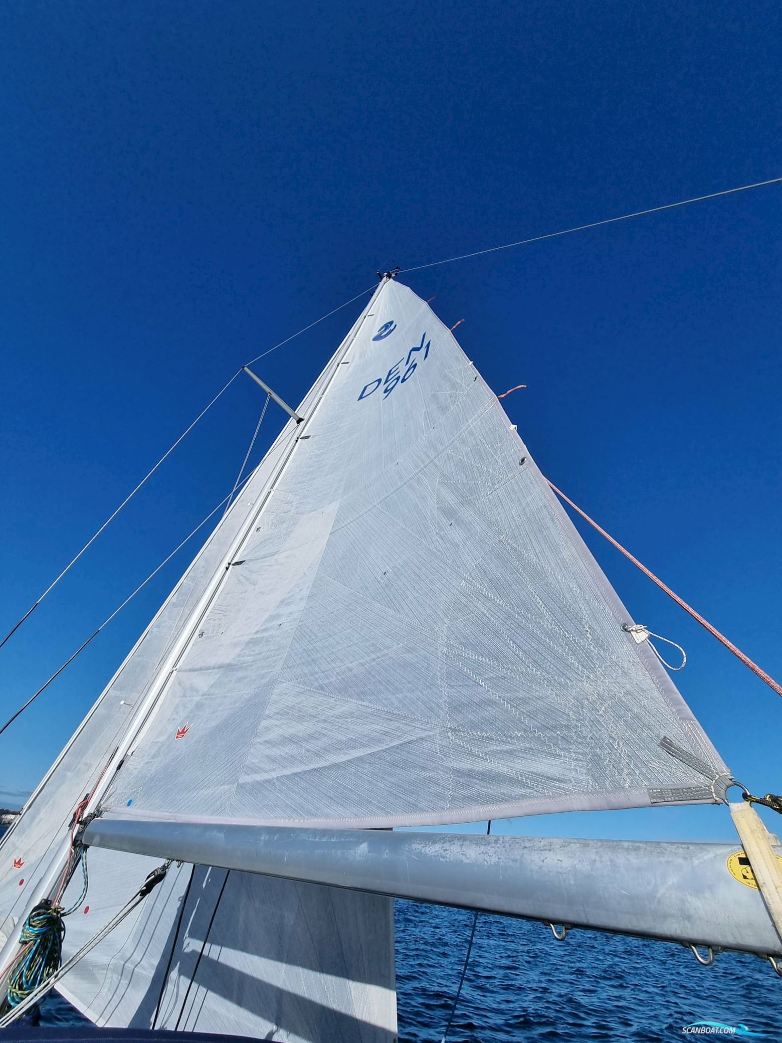Beneteau First 305