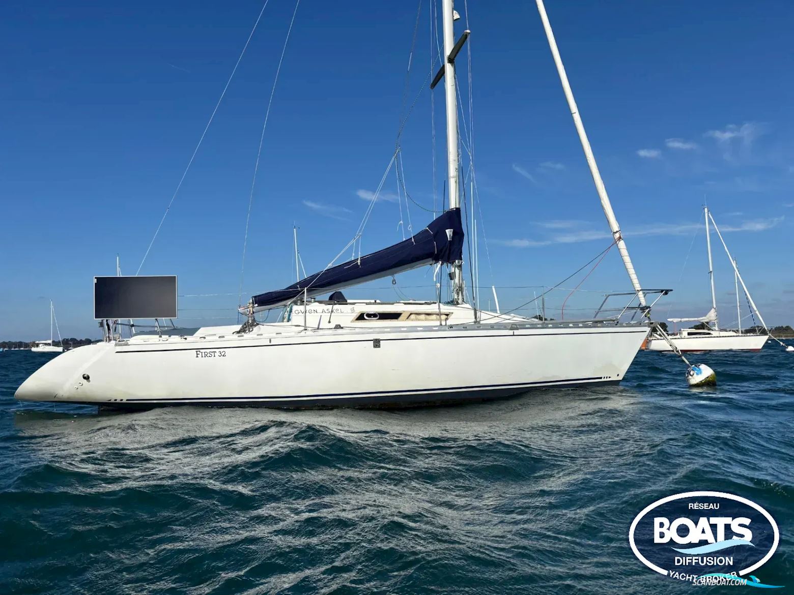 Beneteau FIRST 32 Segelbåt 1983, med Yanmar motor, Frankrike