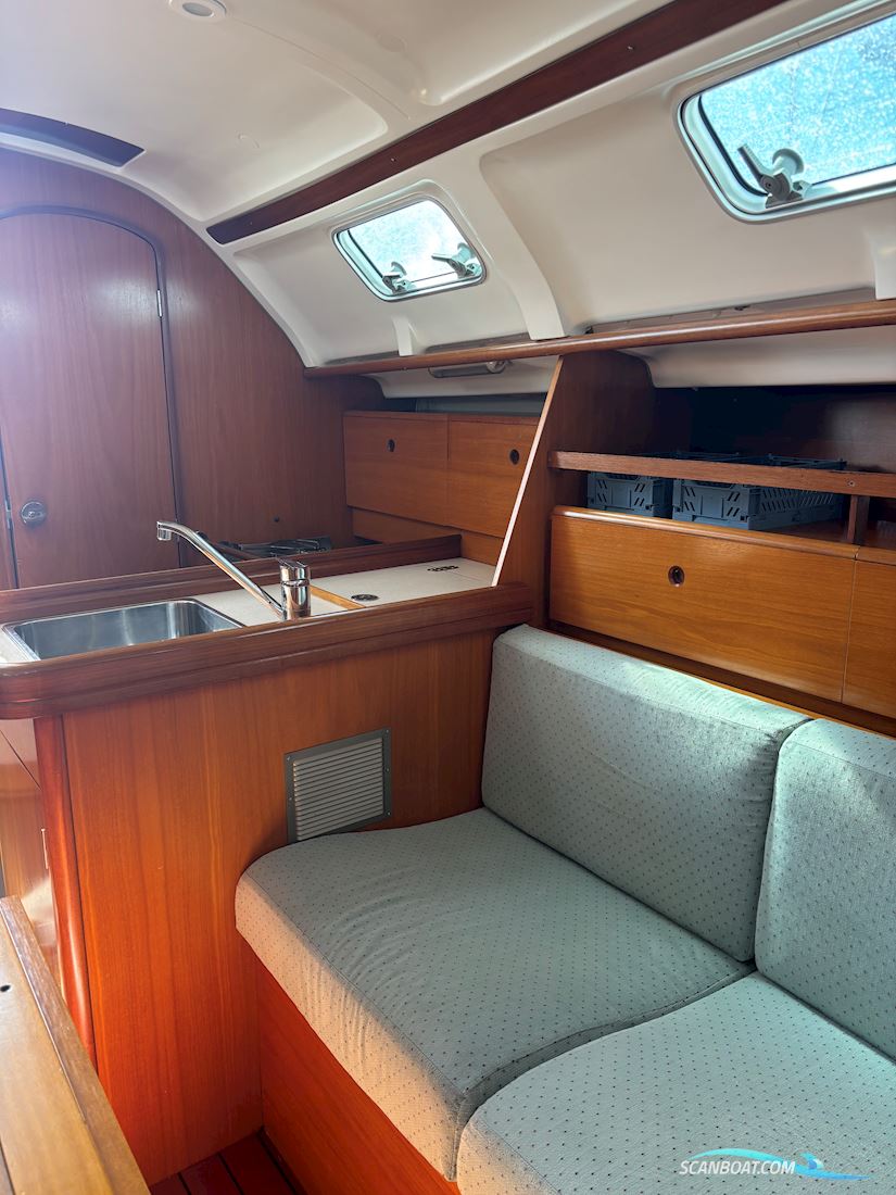 Beneteau First 33.7
