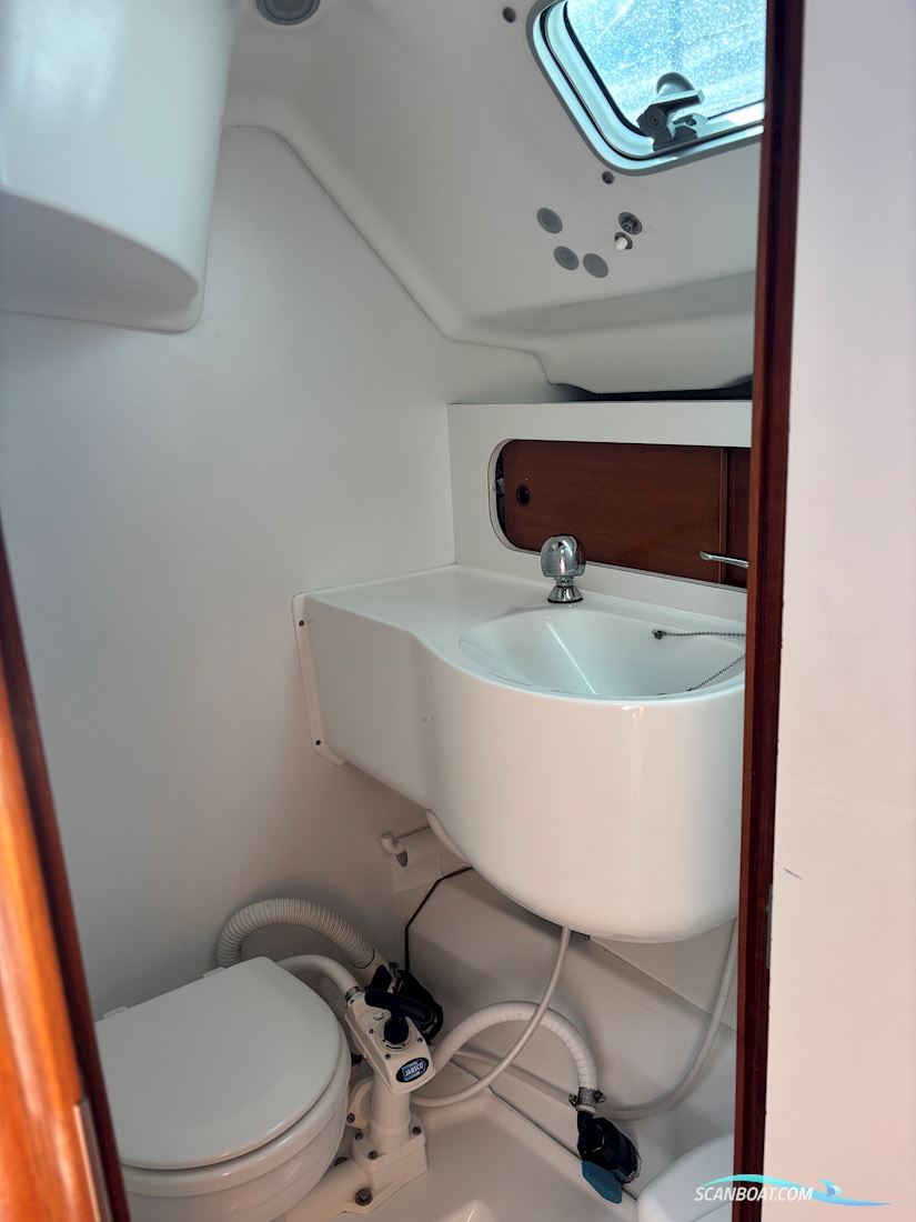 Beneteau First 33.7