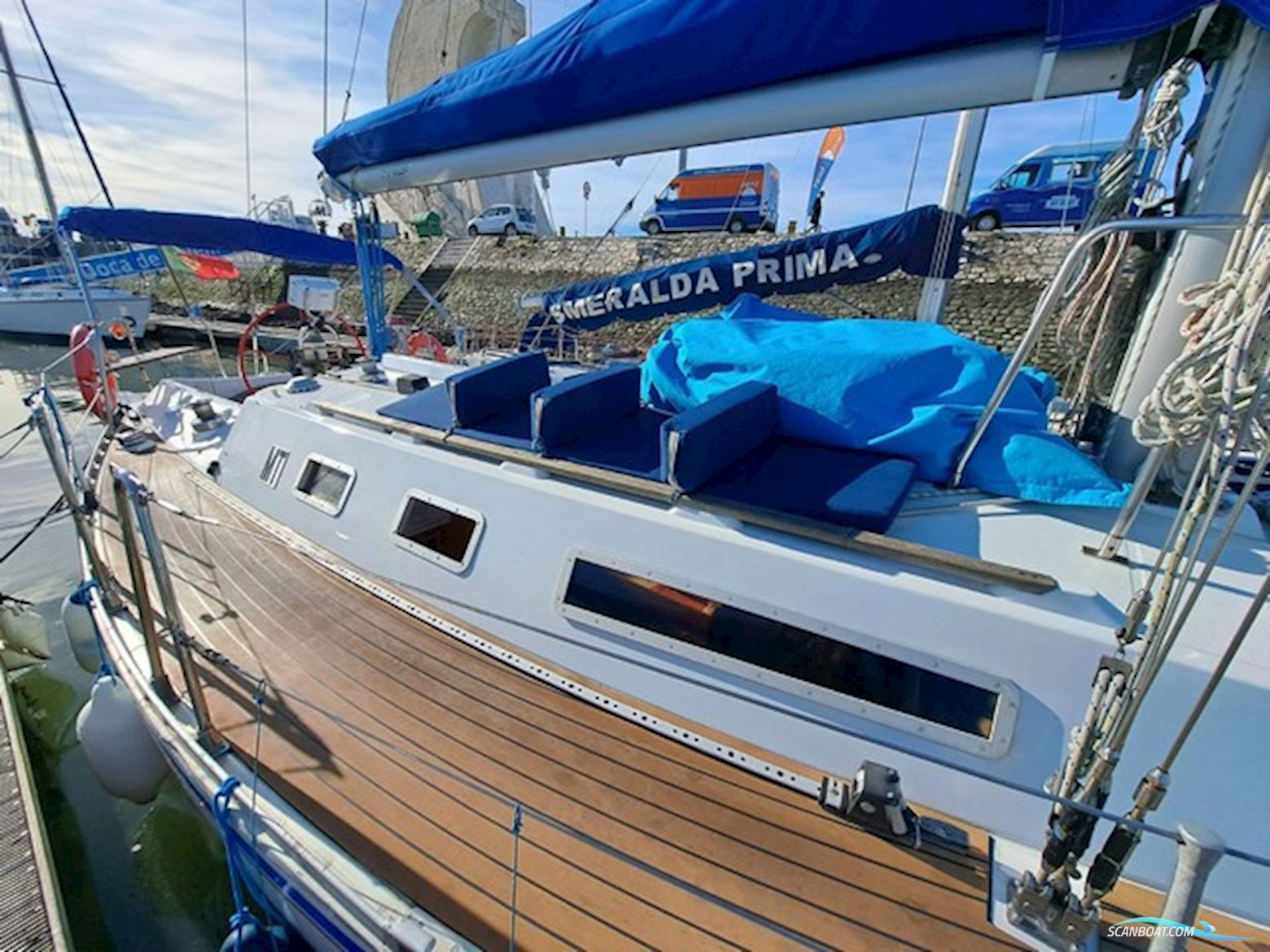 Beneteau First 375