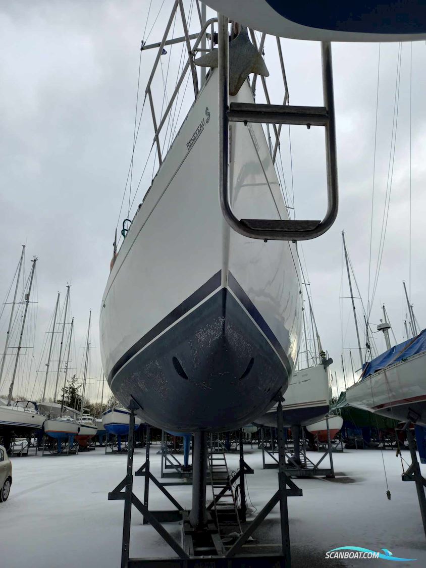 Beneteau First 38s5