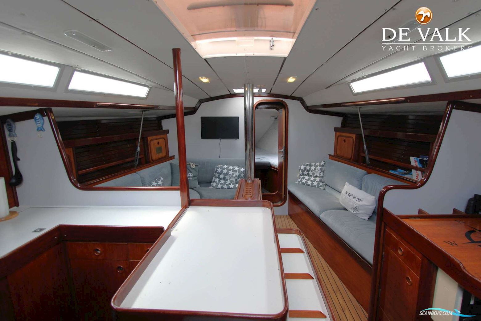 Beneteau First 405