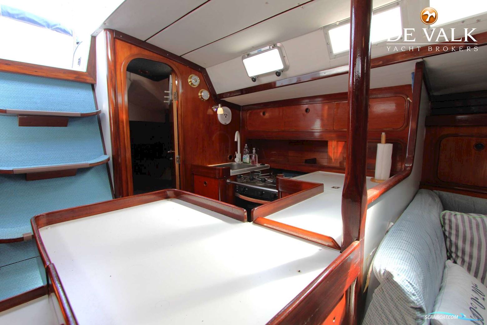 Beneteau First 405